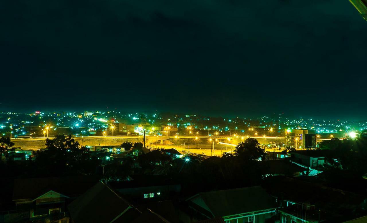 Jarin Hotel Kampala Luaran gambar