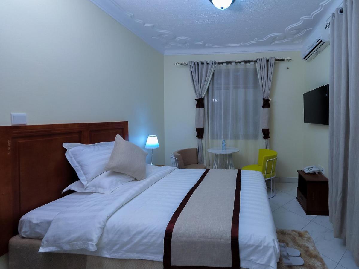 Jarin Hotel Kampala Luaran gambar