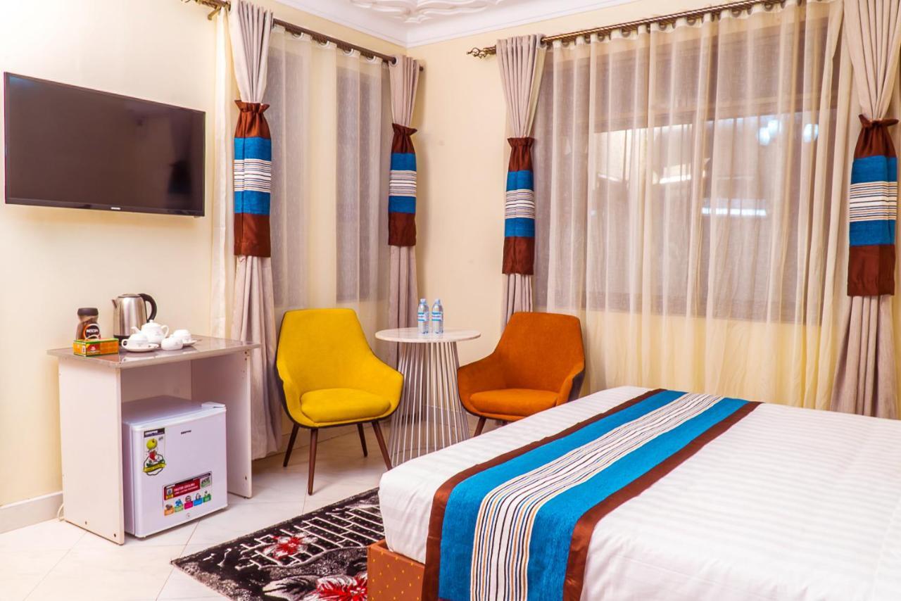 Jarin Hotel Kampala Luaran gambar