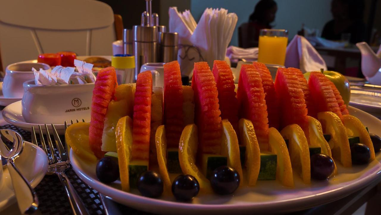 Jarin Hotel Kampala Luaran gambar