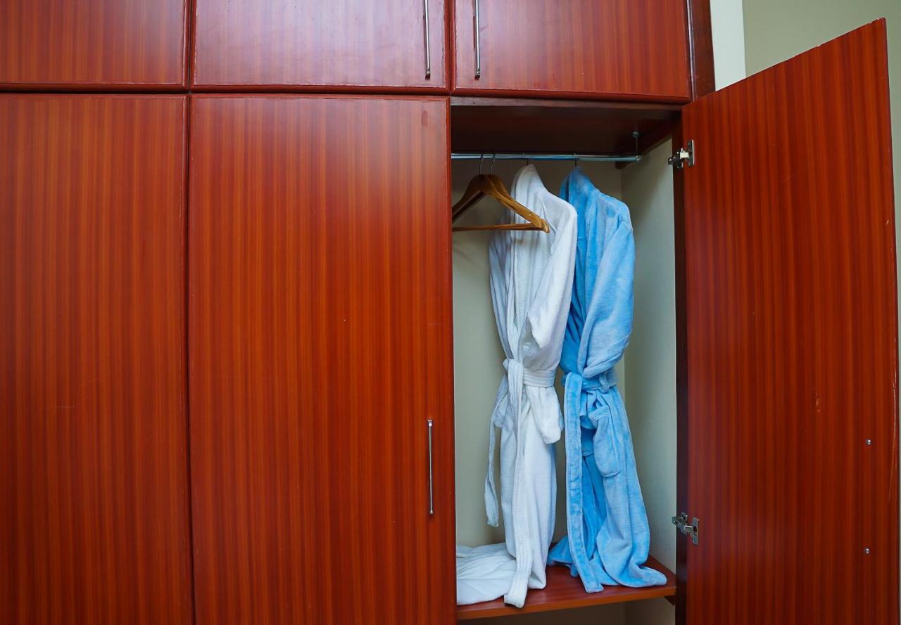 Jarin Hotel Kampala Luaran gambar